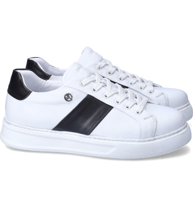 Dr Jell's sneakers white