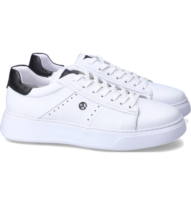 Dr Jell's sneakers white