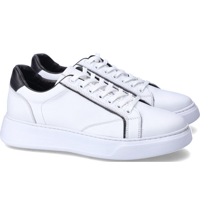 Dr Jell's sneakers white