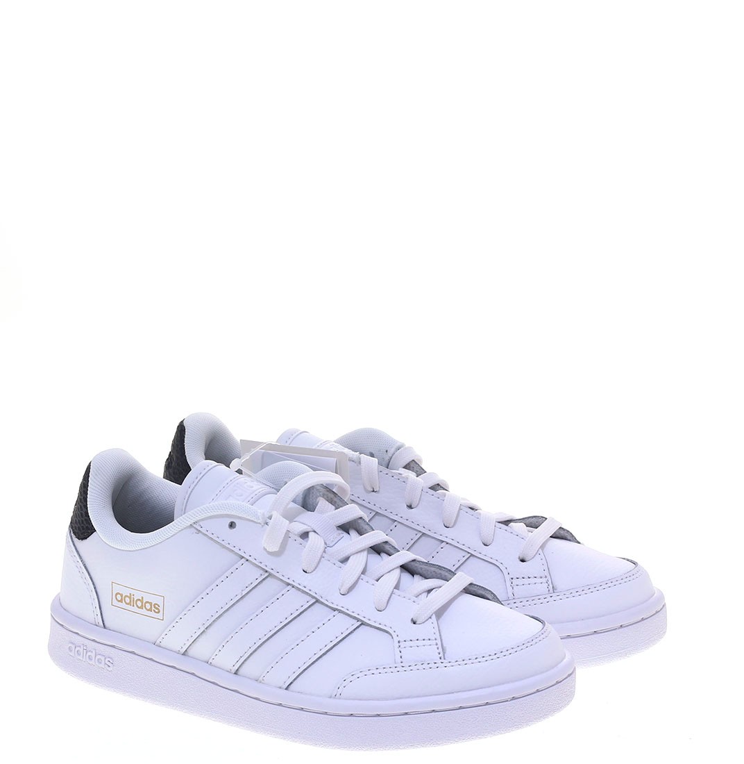 adidas shoes all white